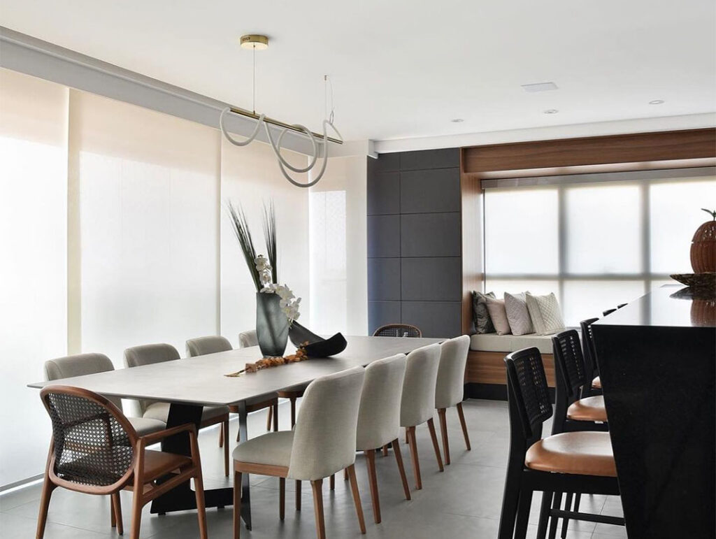 Ambiente decorado com cortinas assinadas pela Decoran Cortinas